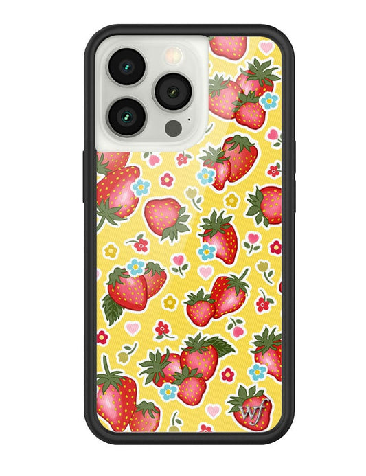 wildflower sweet berries iphone 13pro case