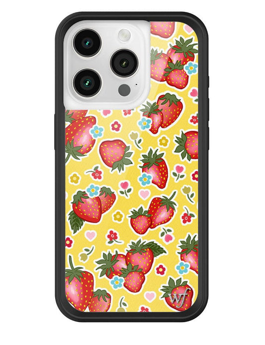 wildflower sweet berries iphone 15pro case