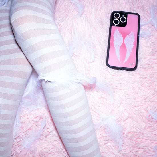 Lifestyle Image 01 Angel Baby Samsung Galaxy Case