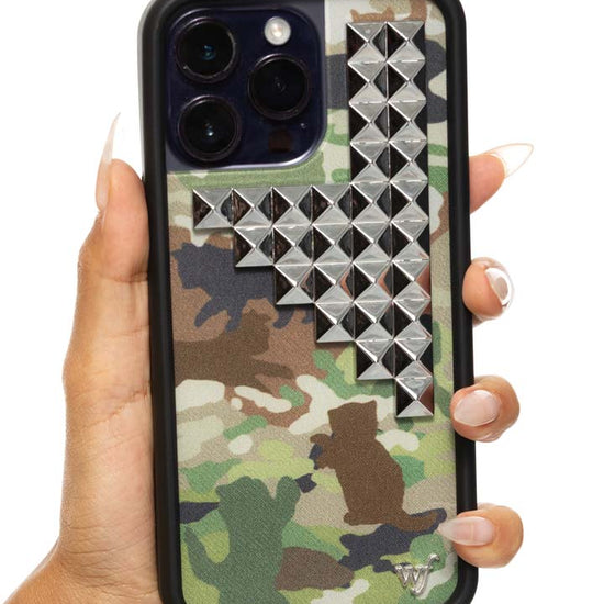 Wildflower Cat Camo Stud iPhone case iPhone 15 Wildflower Cat Camo Stud iPhone case iPhone 15