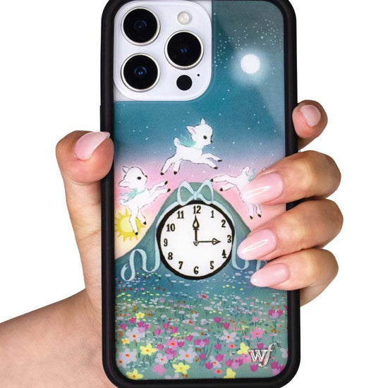 Hand Pic Image 01 Laufey iPhone Case