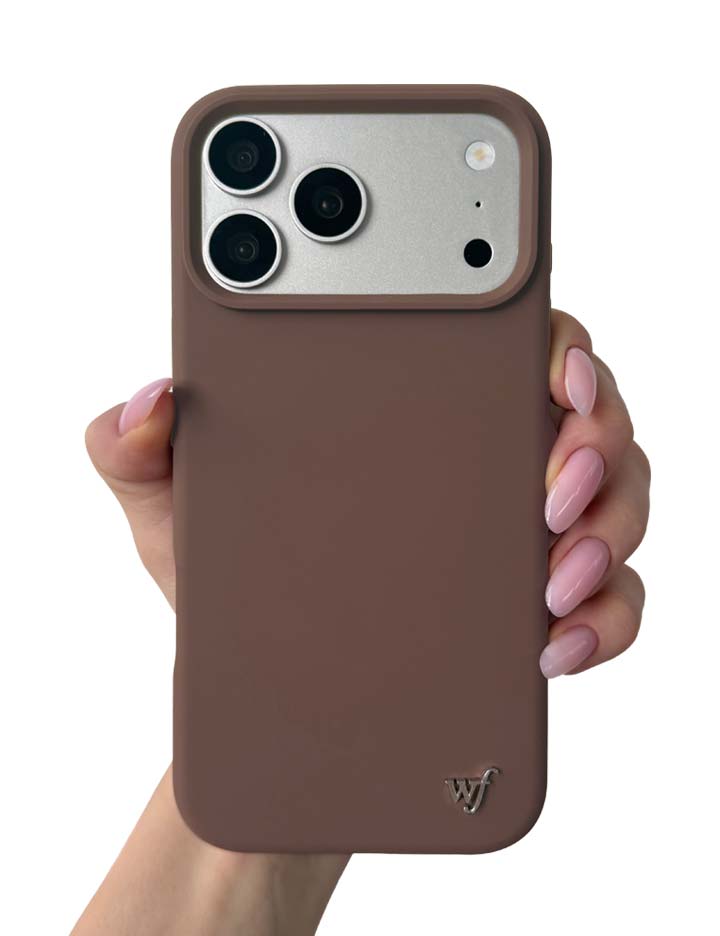 Hand Pic Image 01 MagSafe Chocolate Brown iPhone Case