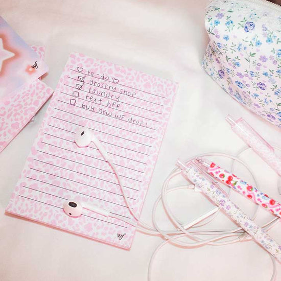 Lifestyle Image 01 Pink Meow Notepads