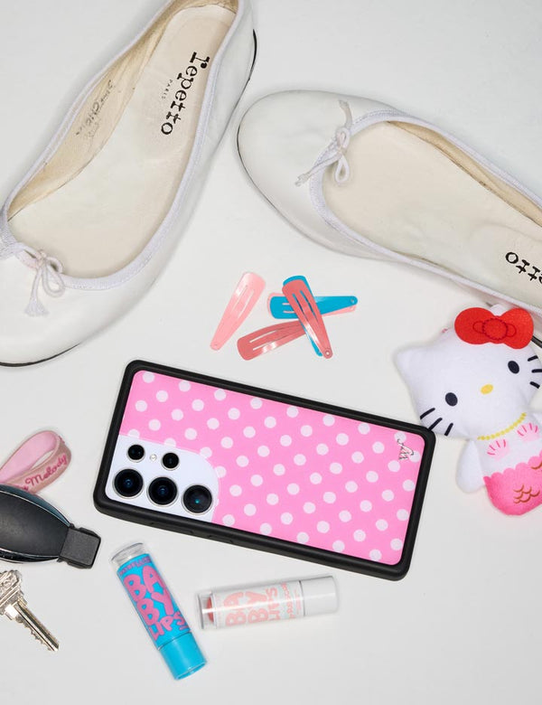 Lifestyle Image 01 Polka Dot | Pink and White Samsung Galaxy Case