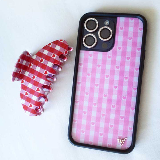 Lifestyle Image 01 Red Gingham Clip