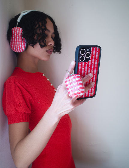 Lifestyle Image 01 Red Gingham Hearts AirPods