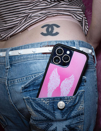 lifestyle image 01 camera bling silver