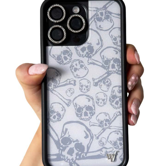 Hand Pic Image 01 Skull Girl iPhone Case