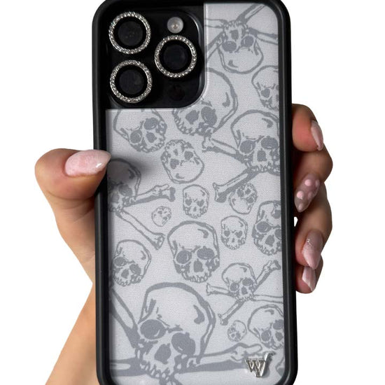 Hand Pic Image 01 Skull Girl iPhone Case