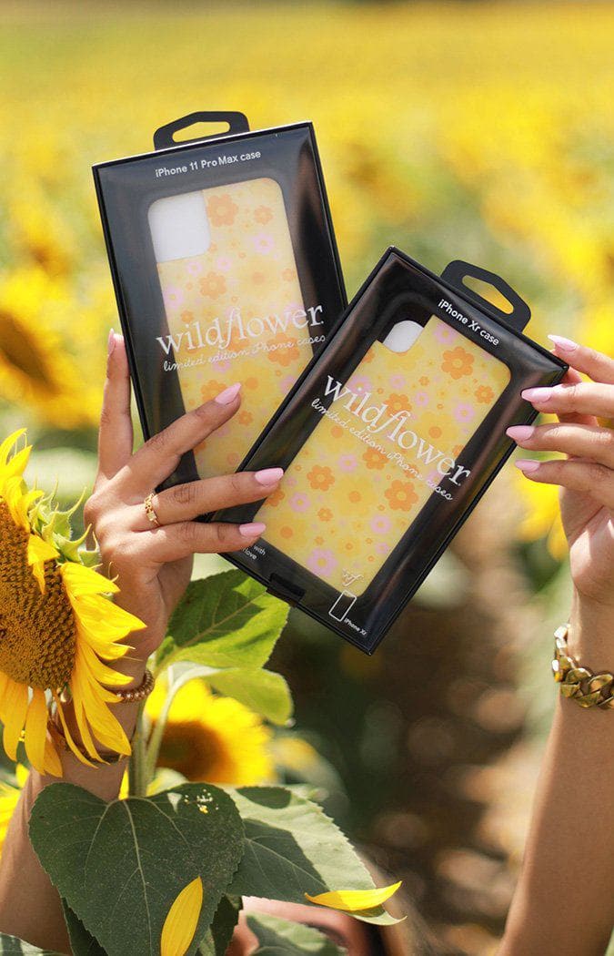 Lifestyle Image 01 Adelaine Morin