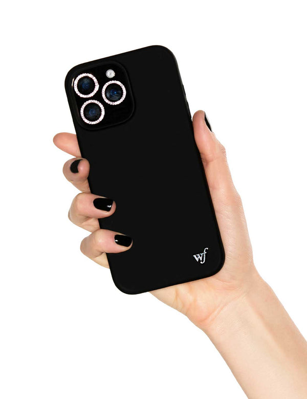 Lifestyle Image 01 Black MagSafe iPhone Case