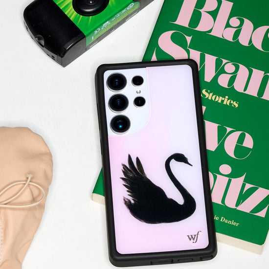 Lifestyle Image 02 Black Swan Samsung Galaxy Case