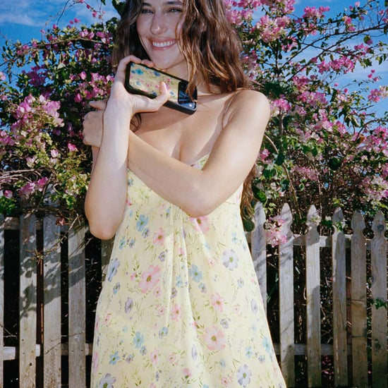 Lifestyle Image 02 Frankies Bikinis Bellissima Samsung Galaxy Case