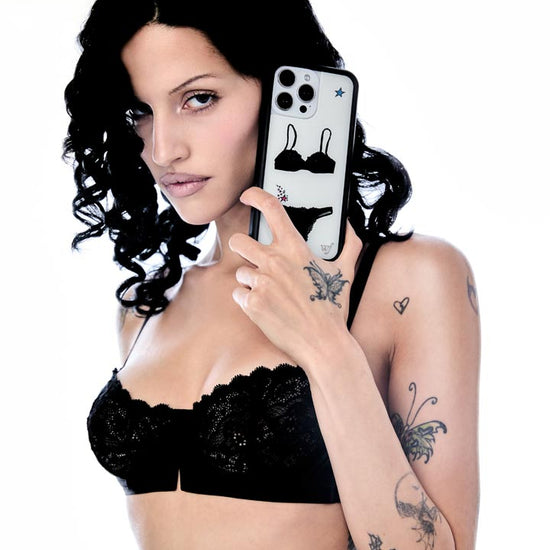 Lifestyle Image 02 Gabbriette Samsung Galaxy Case