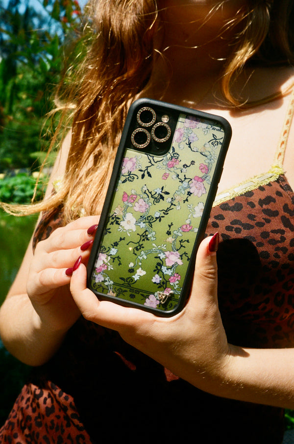 Lifestyle Image 02 Gallery Girlie Green iPhone Case
