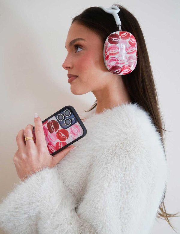 Lifestyle Image 02 Kens Airpod Max