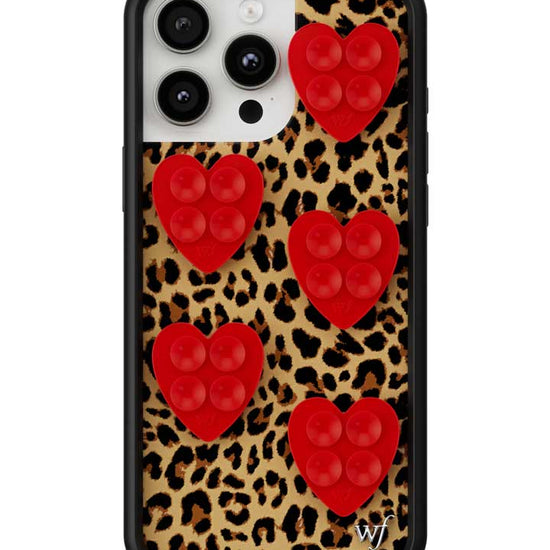 Lifestyle Image 02 Mini Red Heart Stickeez