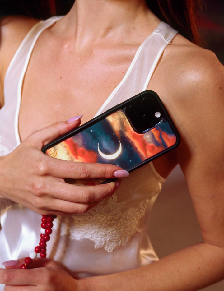 Lifestyle Image 02 Orebella iPhone Case