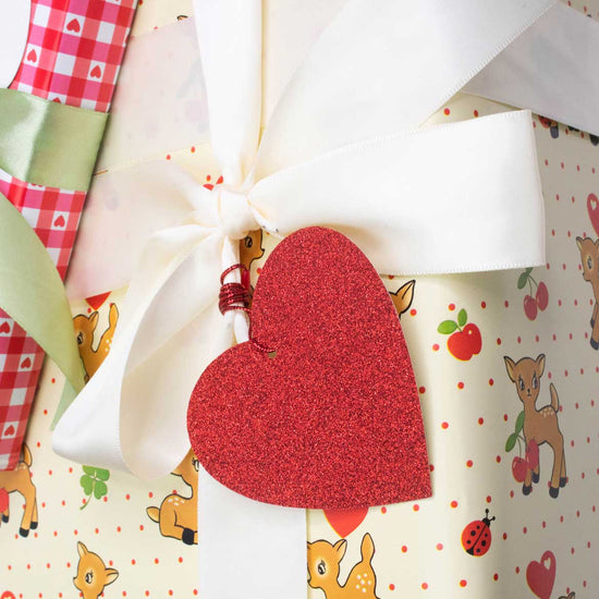 Lifestyle Image 02 Red Glitter Heart Hangtag Set of 10