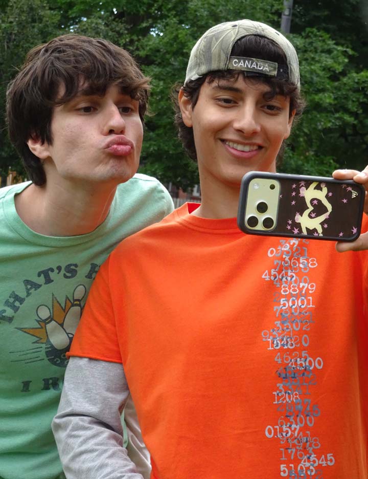 Lifestyle Image 02 Slushy Noobz Soulmates iPhone Case