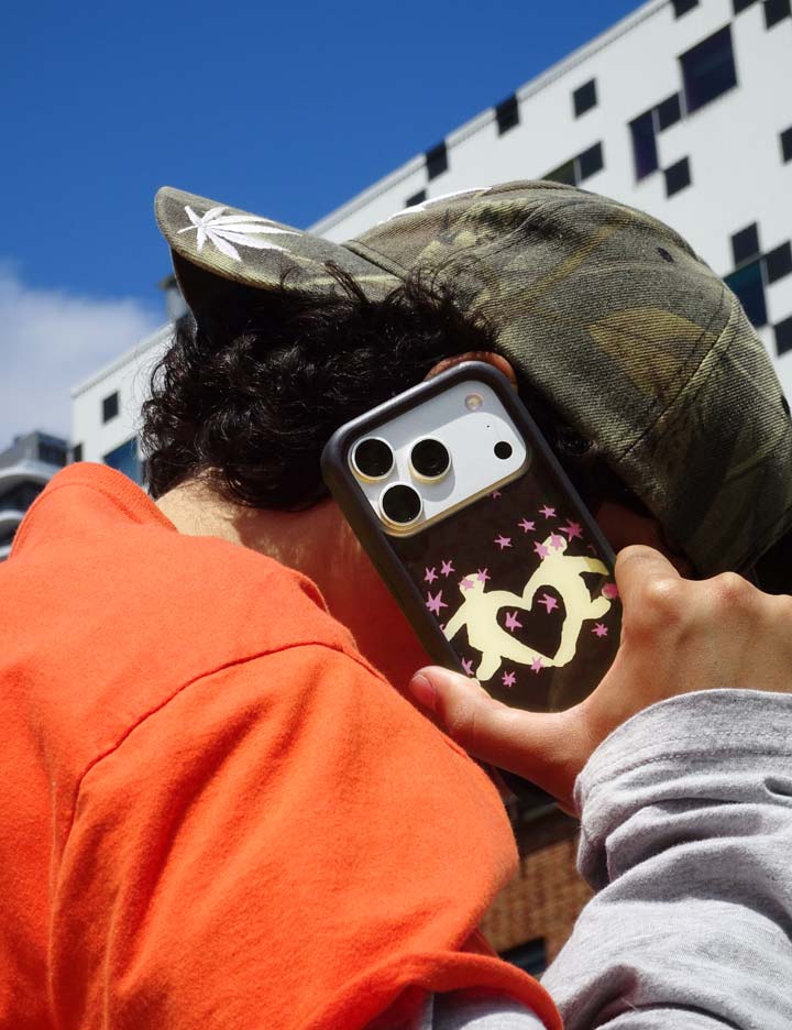 Lifestyle Image 02 Slushy Noobz Soulmates Samsung Galaxy Case