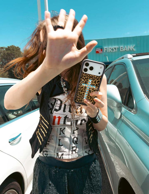 Wildflower iPhone case 17 Pro Stud Camo Meow Leopard Cute