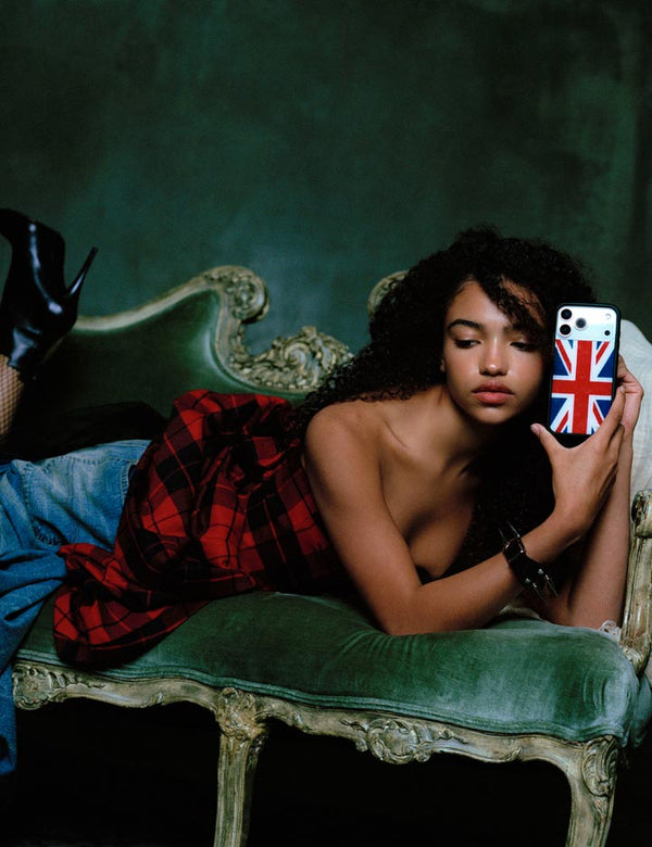 Wildflower iPhone case 17 Pro Max Union Jack Red Cute