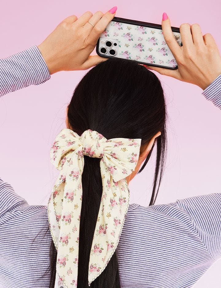Lifestyle Image 02 Vintage Floral iPhone Case