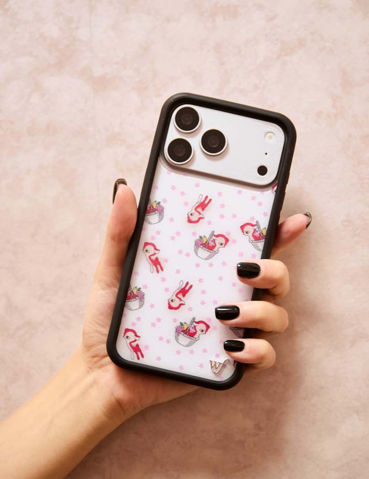 Supporting Image 03 Ashley Williams Basket Fawn iPhone Case