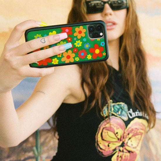 Supporting Image 03 Bloom Green iPhone Case