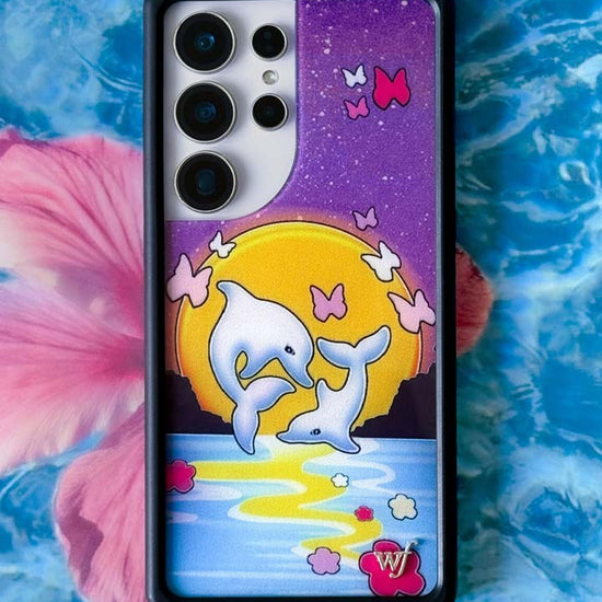 Supporting Image 03 Dolphin Sunset Samsung Galaxy Case