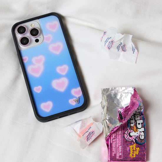 Supporting Image 03 Dreamy Hearts iPhone Case