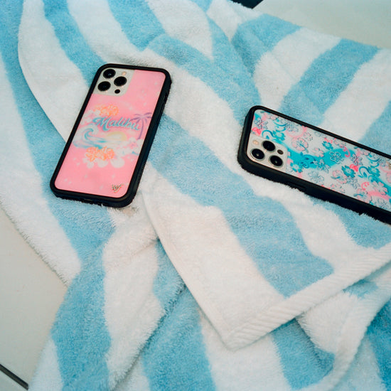 Lifestyle Image 03 Frankies City of Angels iPhone Case