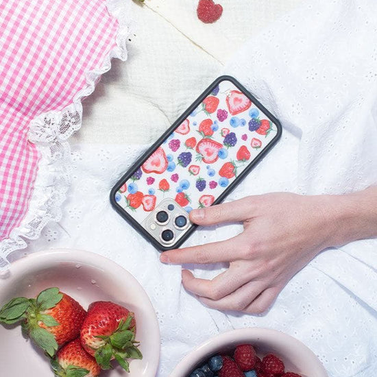 Supporting Image 03 Fruit Tart iPhone Case