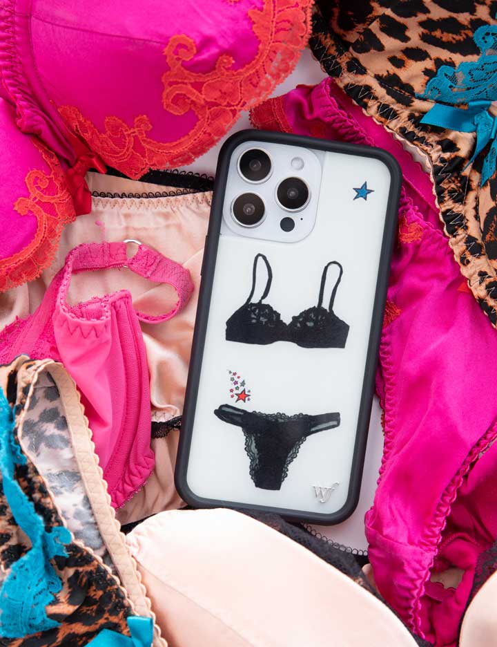 Supporting Image 03 Gabbriette Samsung Galaxy Case