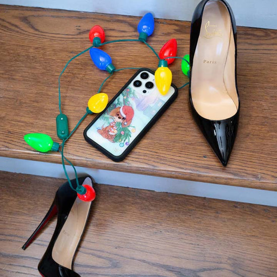 Supporting Image 03 Precious Moments Holiday Pup iPhone Case