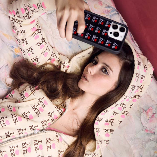 Supporting Image 04 Ashley Williams I Heart Me Black iPhone Case