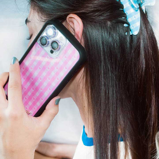 Lifestyle Image 02 Blue Gingham Hearts