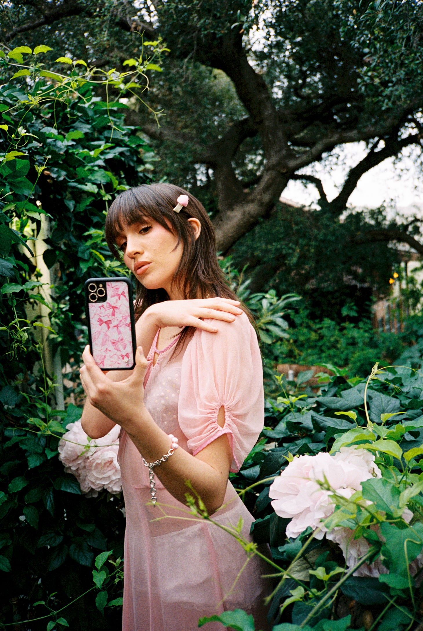 Bow Beau iPhone 16 Pro Max Case - Thumbnail 3