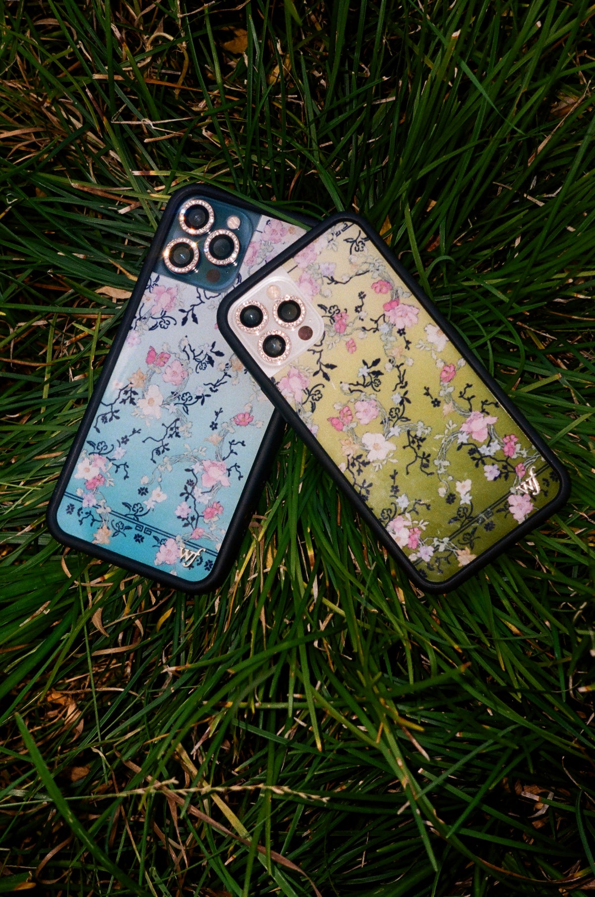 Supporting Image 04 Gallery Girlie Green iPhone Case