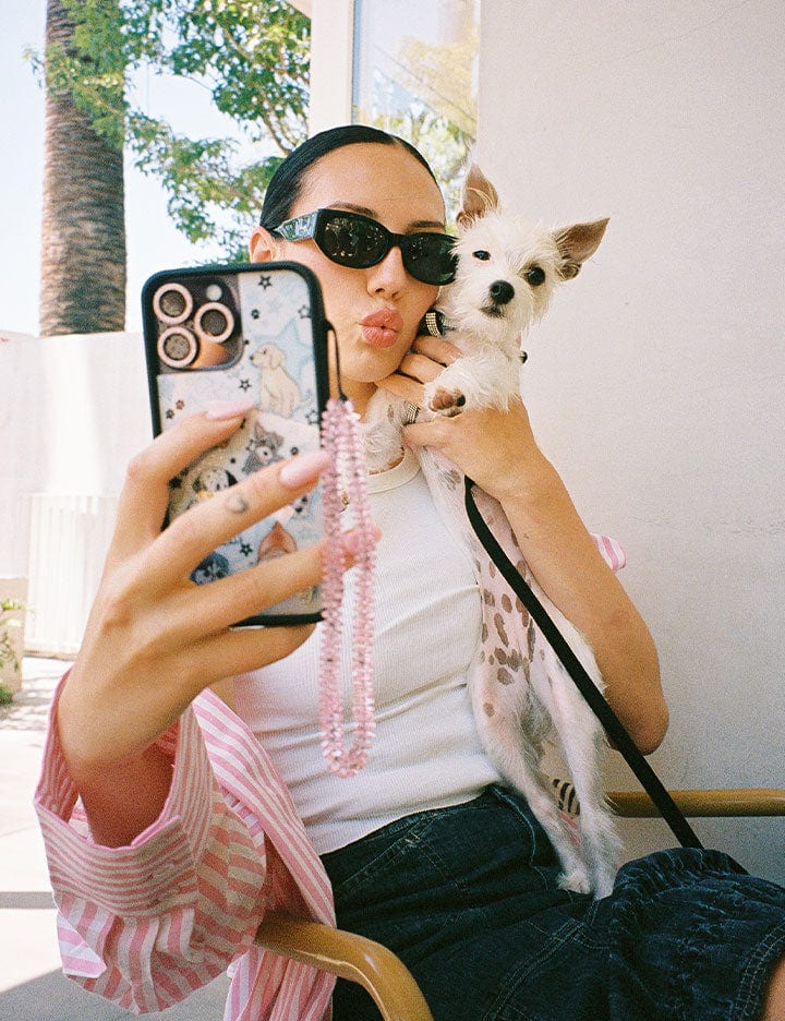 Supporting Image 04 Puppy Party iPhone Case