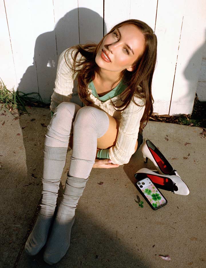 Supporting Image 05 Miss Lucky iPhone Case