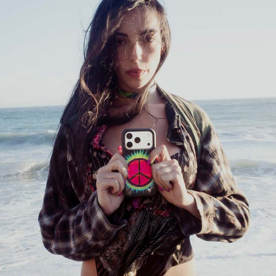 Supporting Image 06 Sav Hudson iPhone Case