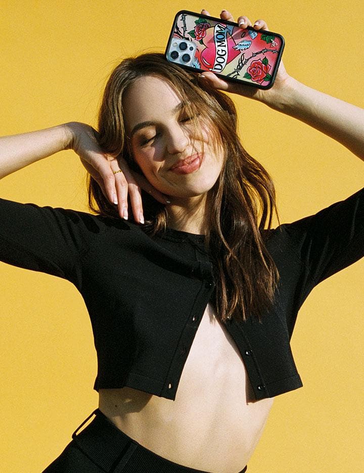 wildflower claudia sulewski iphone 13pro