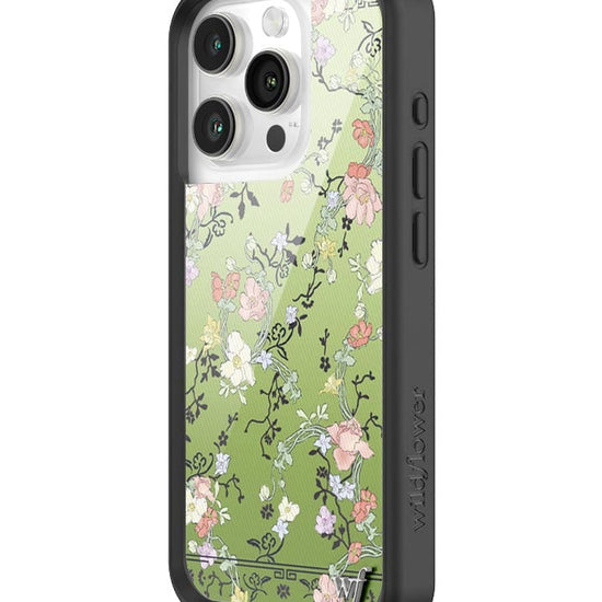 wildflower gallery girlie green iphone 15pro case