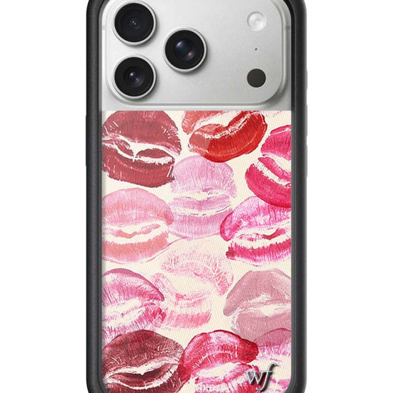 Wildflower Kensington iPhone 17 Pro Case