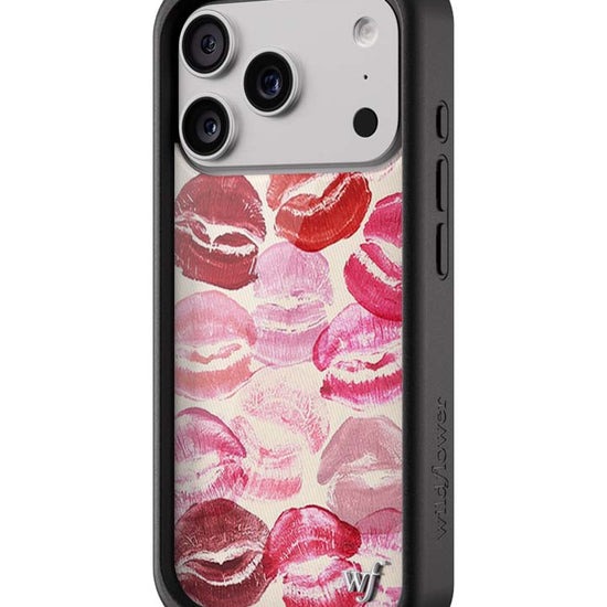 Wildflower Kensington iPhone 17 Pro Case