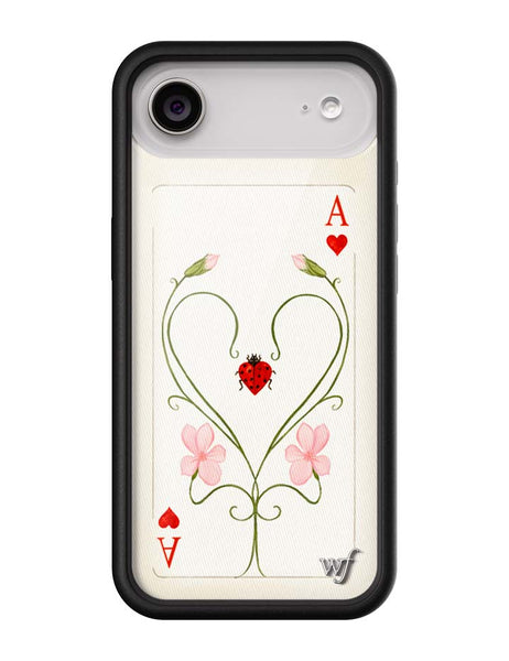 LILA2017AIR-Lila-Moss-iPhone-
