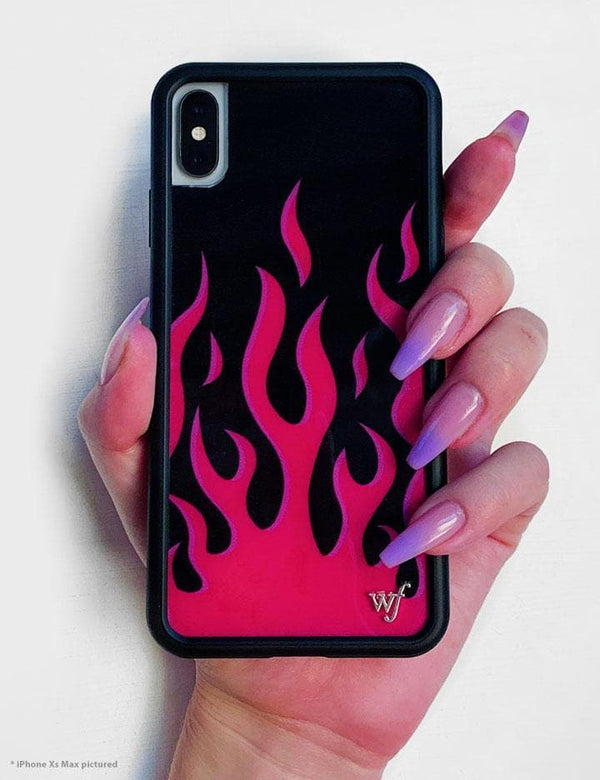 Lifestyle Image 01 Red Flames