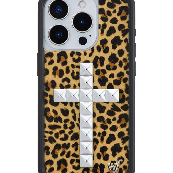 Wildflower iPhone case 15 Pro Stud Camo Meow Leopard Cute